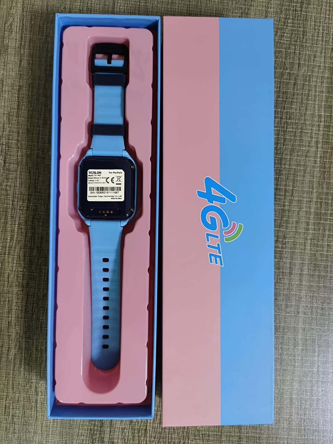 Montre GPS 4G Enfant  - Lampe Torche & Podomètre
